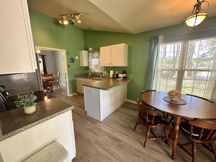 Вилла Adorable 3Br/2Ba W/ Garage 2Min Walk Ecu Health Гринвилл Экстерьер фото