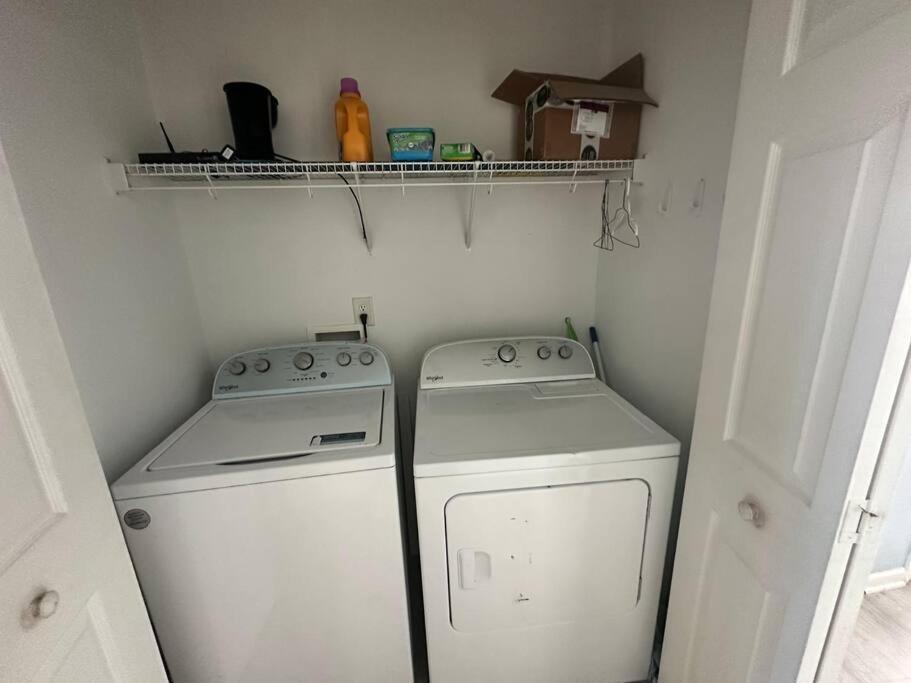 Вилла Adorable 3Br/2Ba W/ Garage 2Min Walk Ecu Health Гринвилл Экстерьер фото